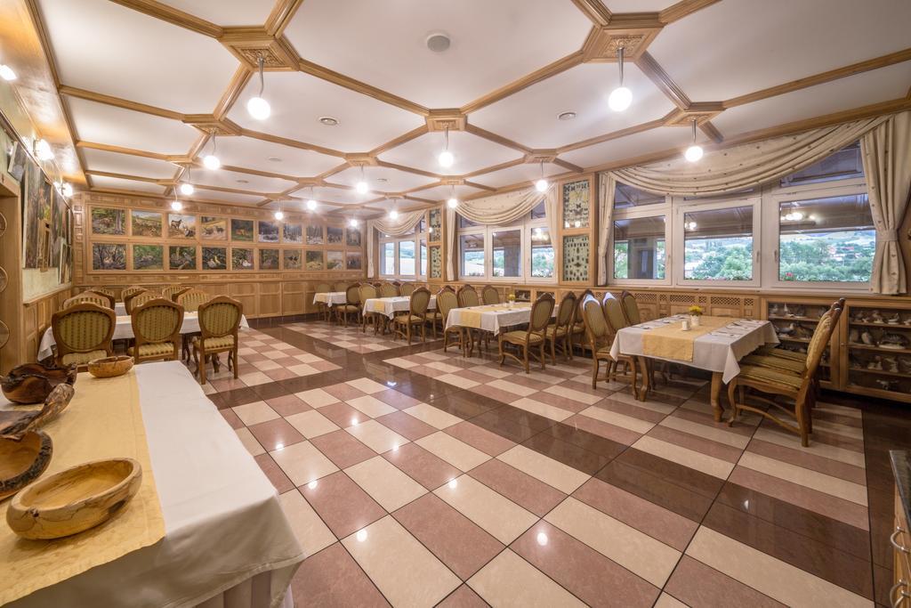 Hotel Diana Stráža Dış mekan fotoğraf